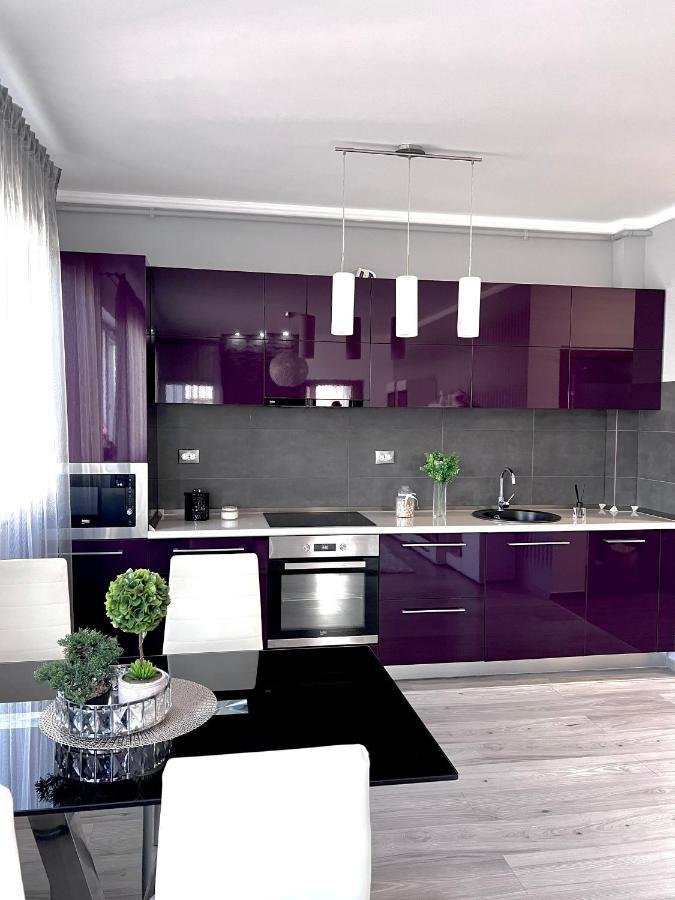 Luxurious Accommodation Floreşti Exterior foto